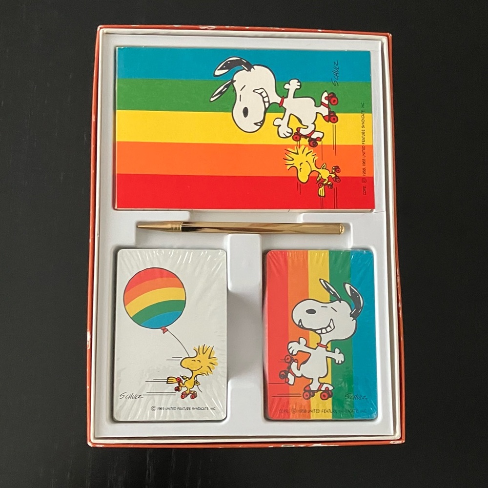 Vintage Snoopy & Woodstock Rainbow Playing Cards/Bridge Set - Like New